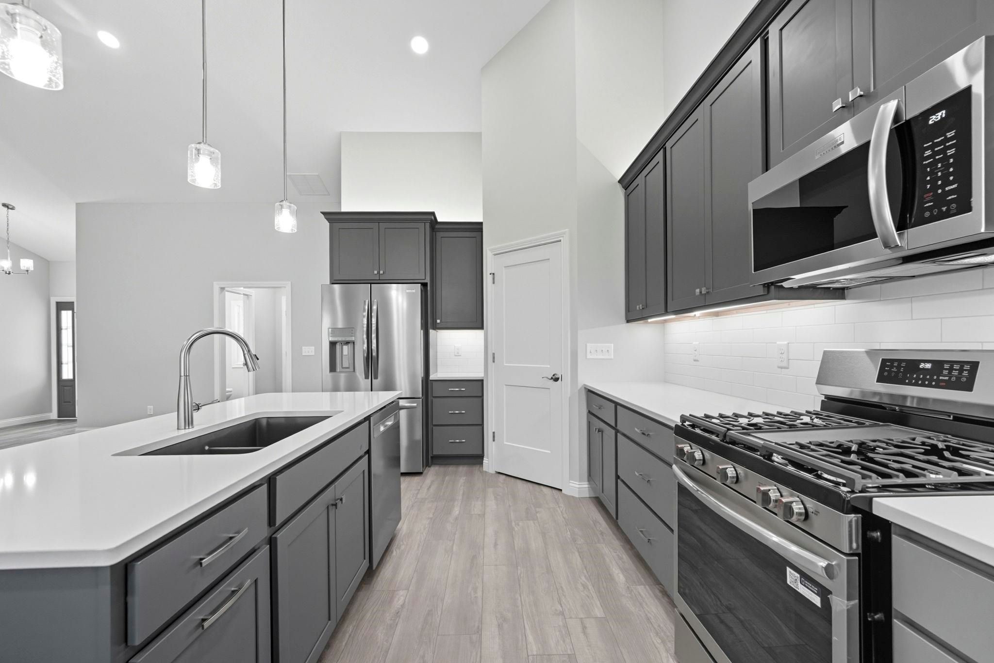 Image of 3020 N 405 W
