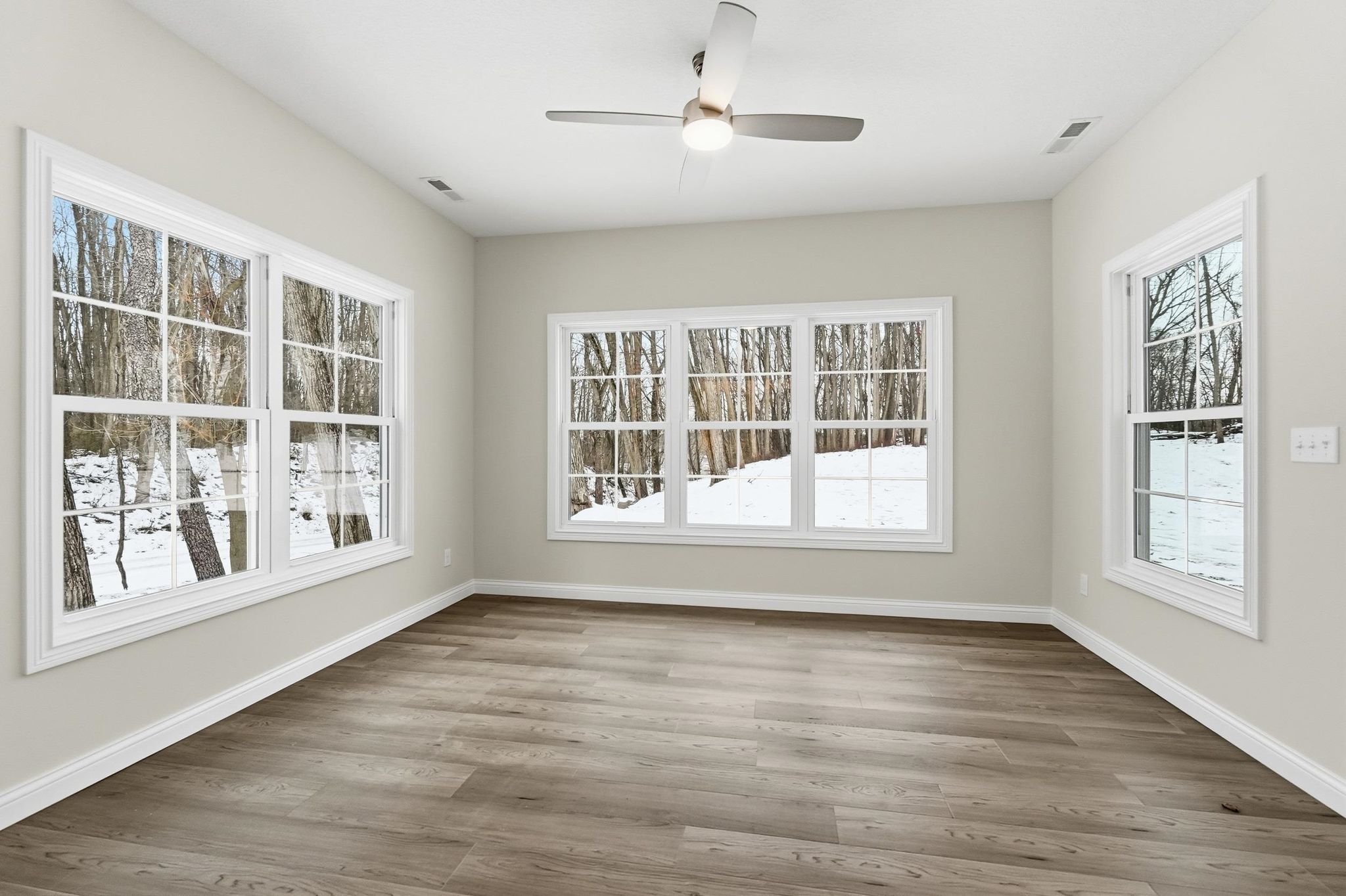 Image of 252 Lane 650 A, Snow Lake
