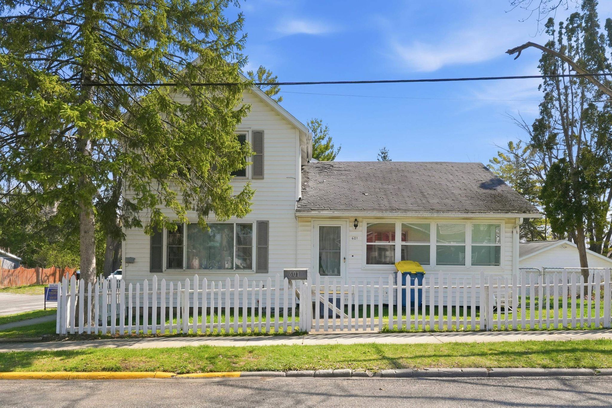 601 S Martha Street 601 S Martha Street