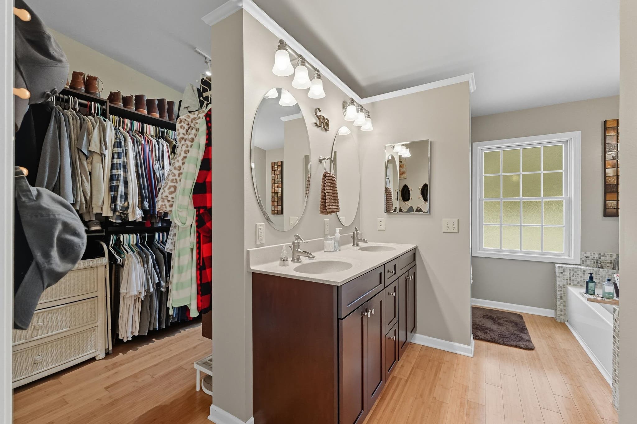 Image of 3875 N 40 E