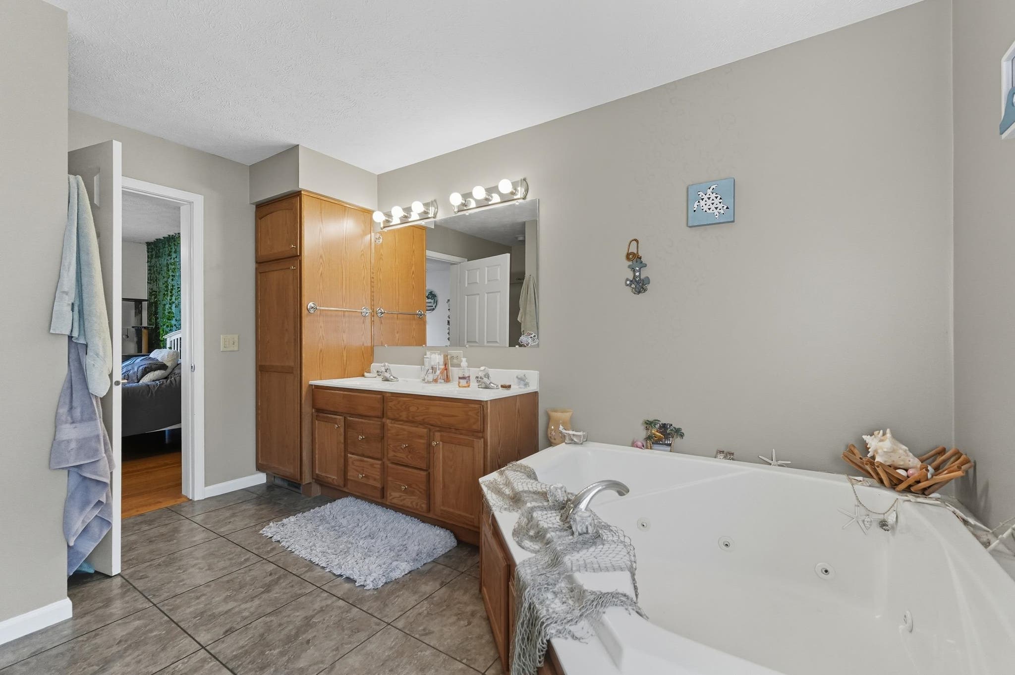 Image of 3875 N 40 E