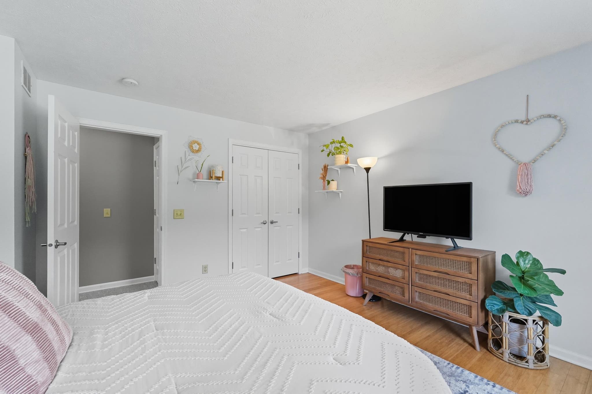 Image of 3875 N 40 E